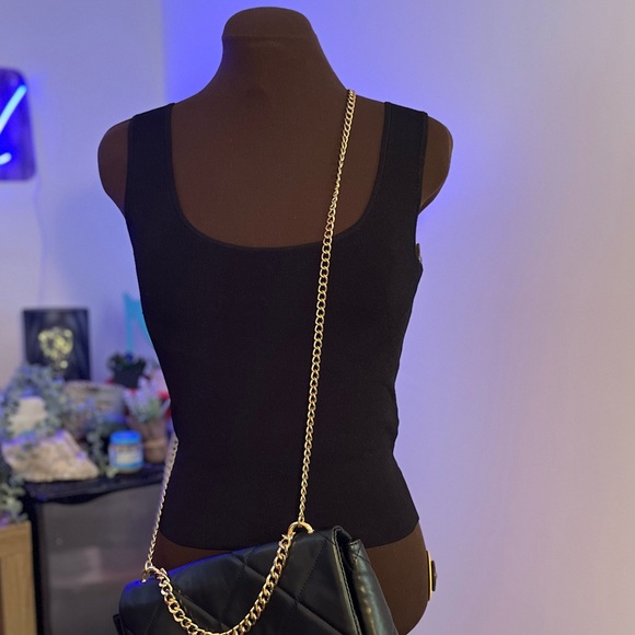 VINCE Cropped Tank in Black Size XS - Picture 2 of 6